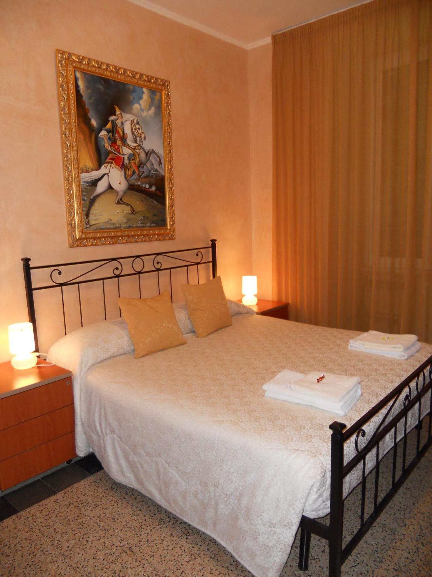 Deluxe Room,1542062536:JPEG